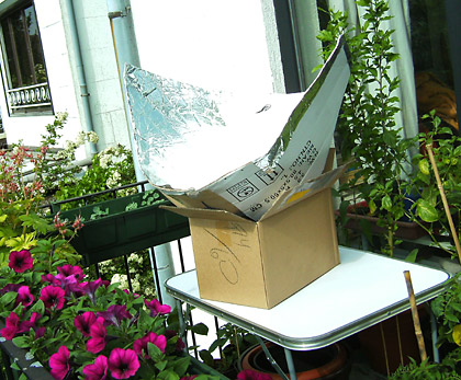 Trichter-Kocher auf Balkon